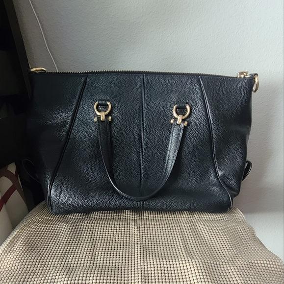 Coach Black Pebbled Leather Bag - Picture 3 of 8